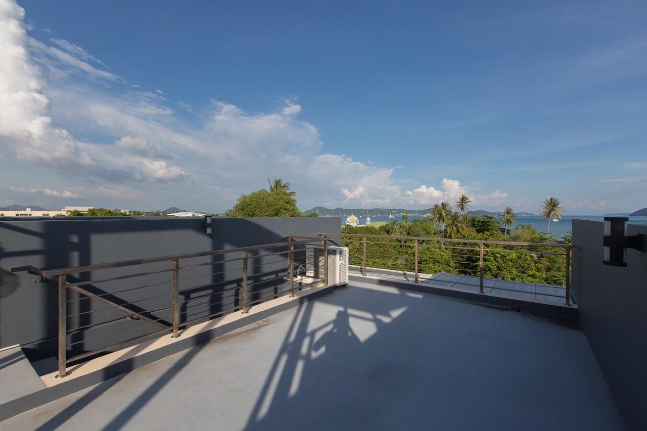 Отель Joan House Rawai Экстерьер фото