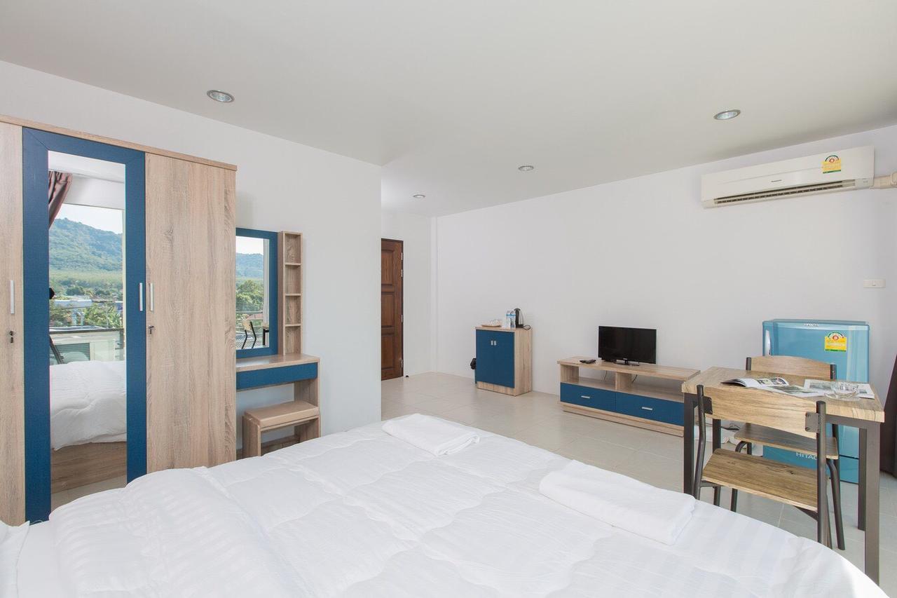 Отель Joan House Rawai Экстерьер фото
